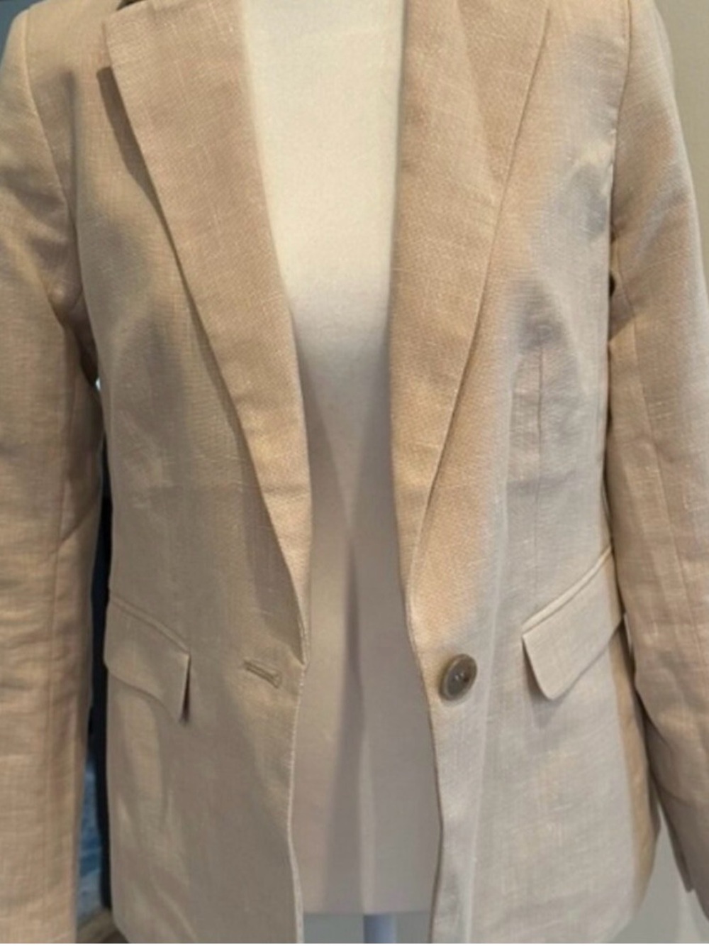 Ann Taylor Light Beige Linen Single-Button Blazer. Amazing Condition 2P